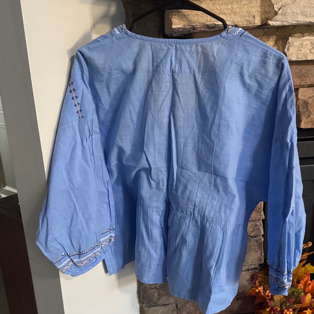 Cupio Light Blue Floral Embroidered Blouse - Picture 3 of 3